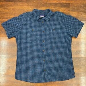 Patagonia Men's Blue Checkered Shirt